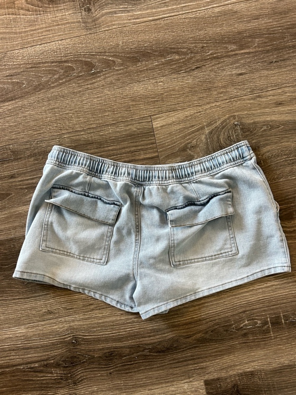 Draw String Shorts - Picture 3 of 3